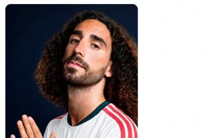 临时赶工一张皇马晒库库雷利亚国家队定妆照 P了一件皇马球衣